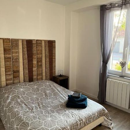 Appartement Centre De Guécélard Exteriör bild